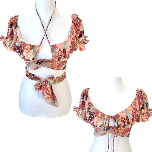 NEW ASTR THE LABEL - FLORAL PUFF SLEEVE TIE WAIST TOP - Picture 2 of 6
